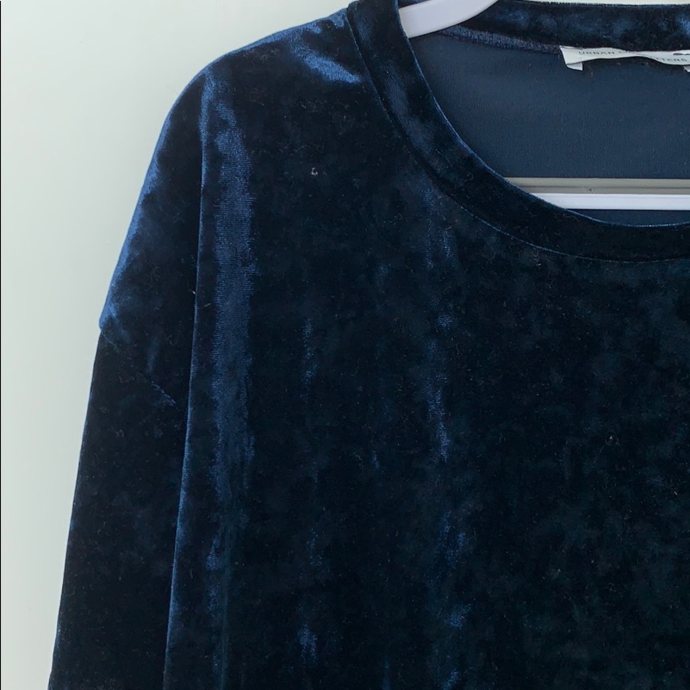 Urban Outfitters Blue Velvet Top Size XS